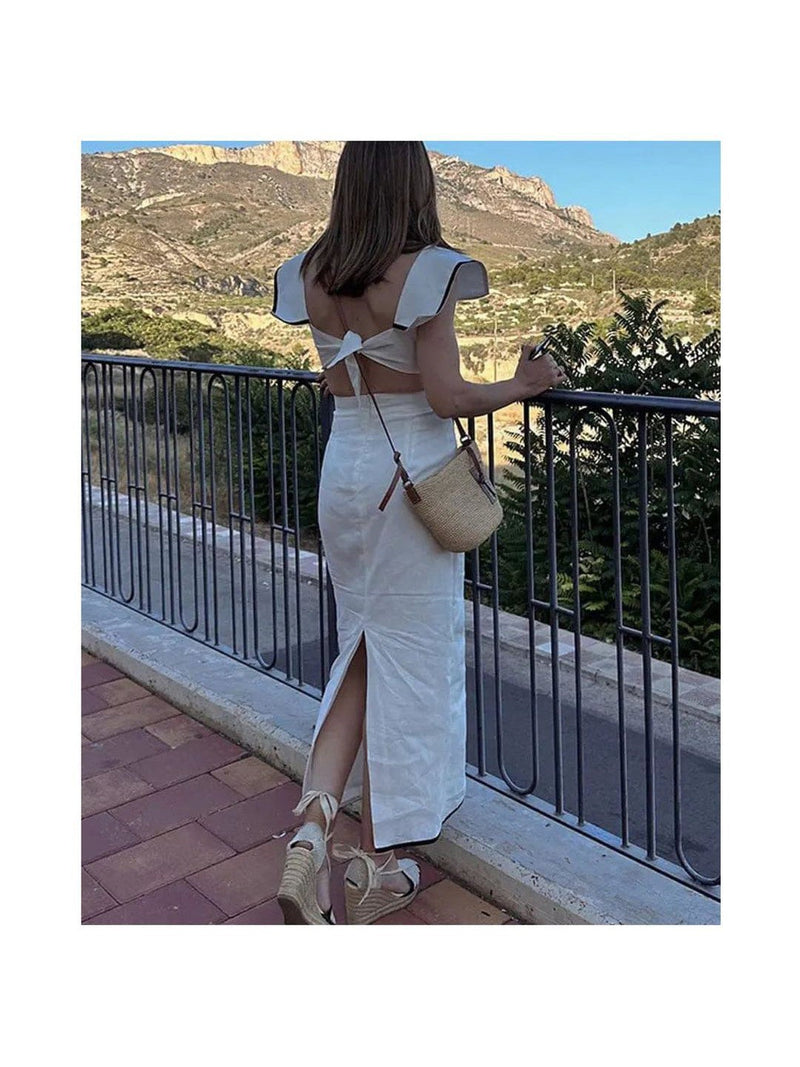 Beautifully Finished Dress in a Timeless Design