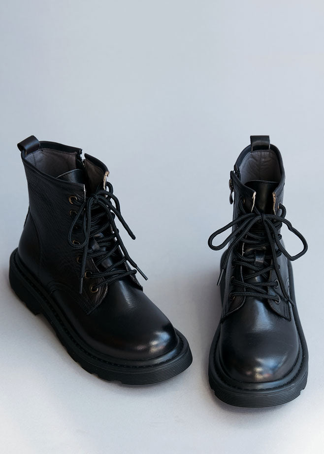 Well Tailored Boots with a Graceful Silhouette