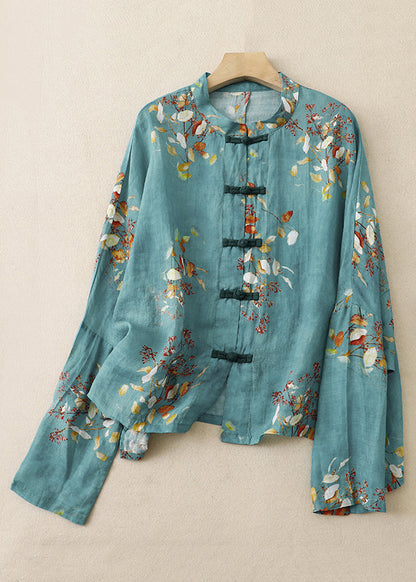 Classic Vintage Shirt with a Flattering Fit