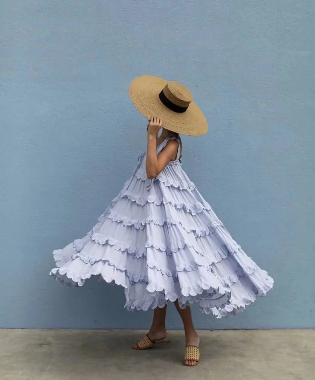 Beautifully Crafted Dress in a Classic Style