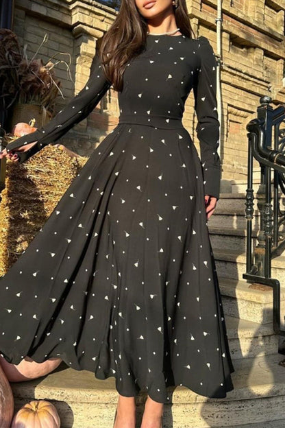 Sophisticated Dress with a Clean Classic Look