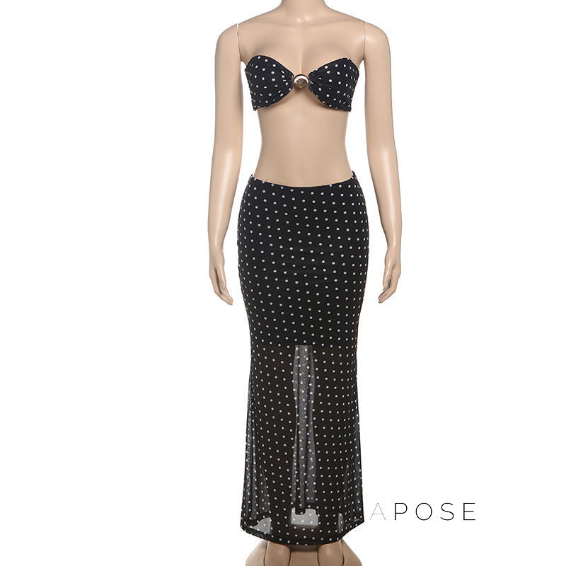 Classic Vintage Garment with a Flattering Fit