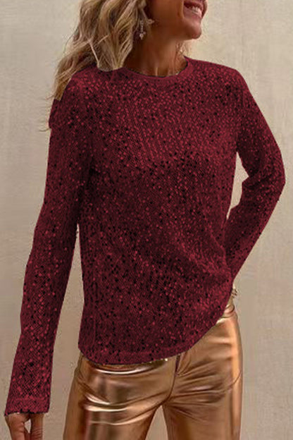 Effortlessly Elegant Top with a Timeless Design