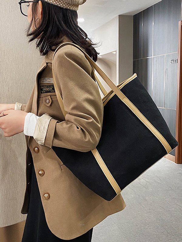 Sophisticated Bag with a Clean Classic Look