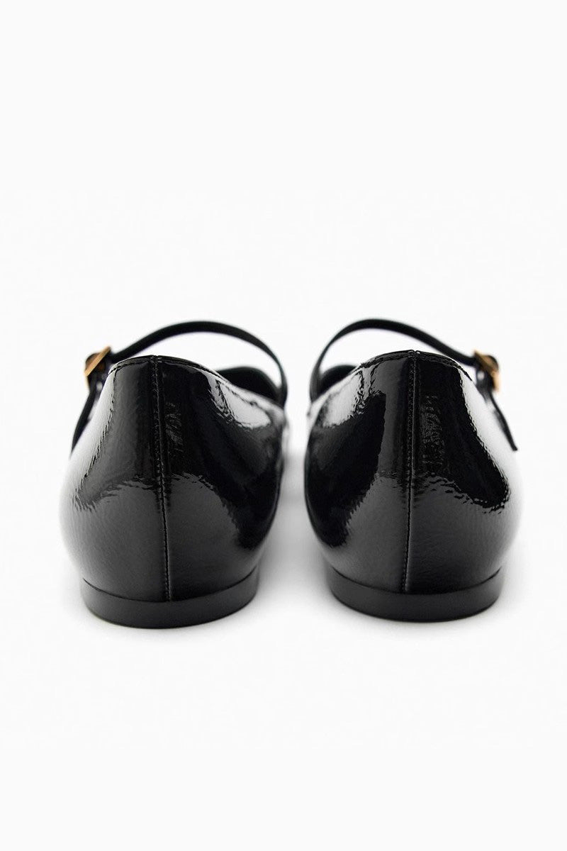 Polished Garment with an Effortless Classic Look