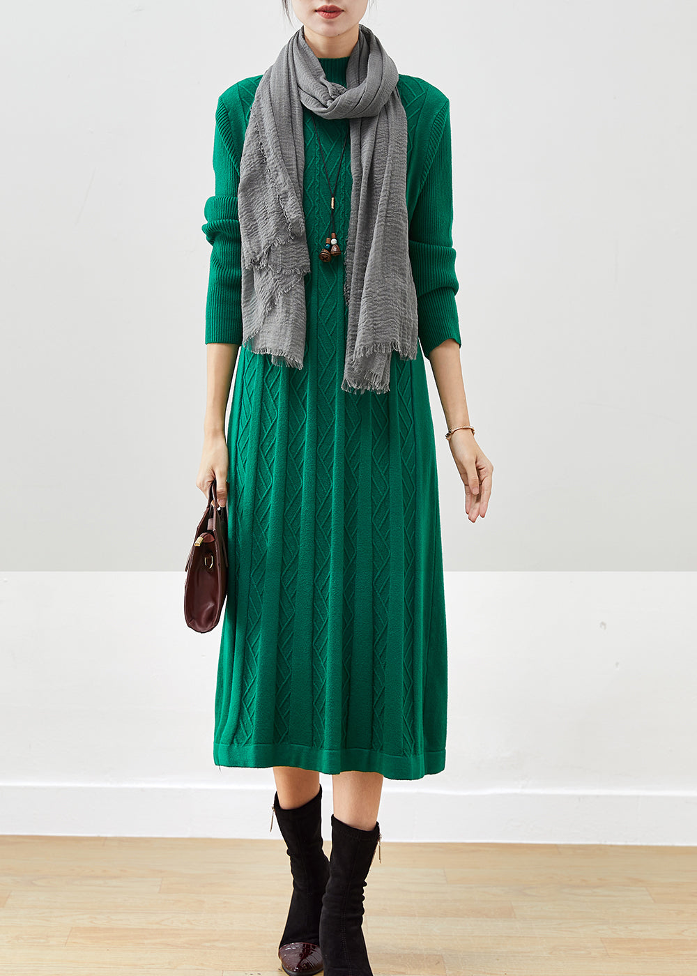 Polished Dress with an Effortless Classic Look