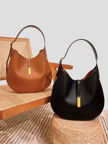 A Vintage Style Bag with Delicate Timeless Details