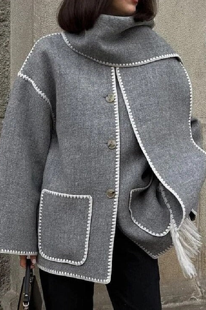 Effortlessly Elegant Coat with a Timeless Design