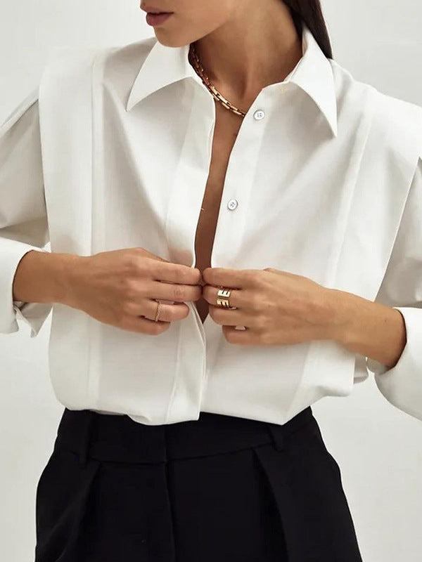 Well Tailored Blouse with a Graceful Silhouette