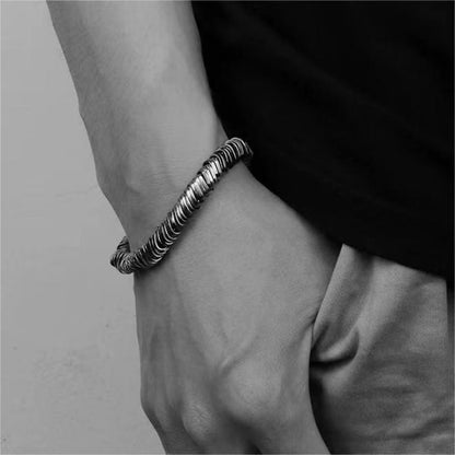 Effortlessly Elegant Garment with a Timeless Design
