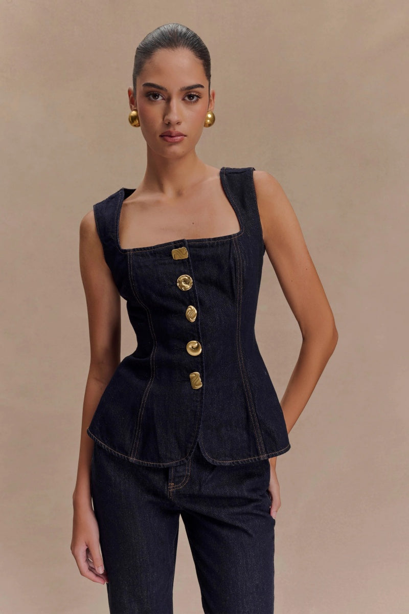 Classic Vintage Garment with a Flattering Fit