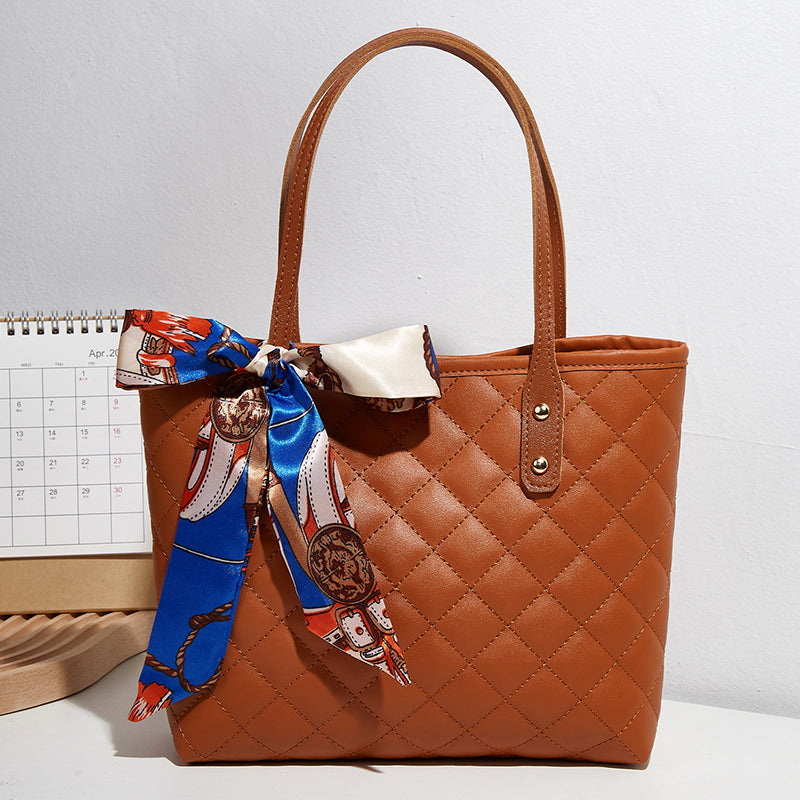 Elegantly Styled Bag for Everyday Wear