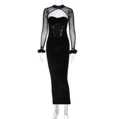 Beautifully Finished Dress in a Timeless Design