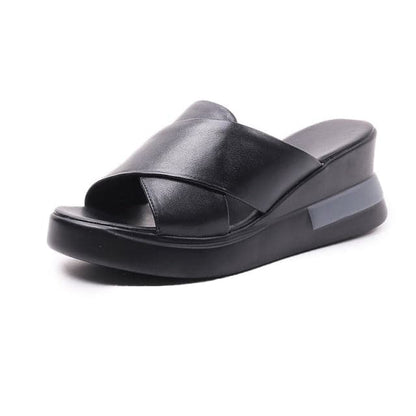 Beautifully Finished Heels in a Timeless Design