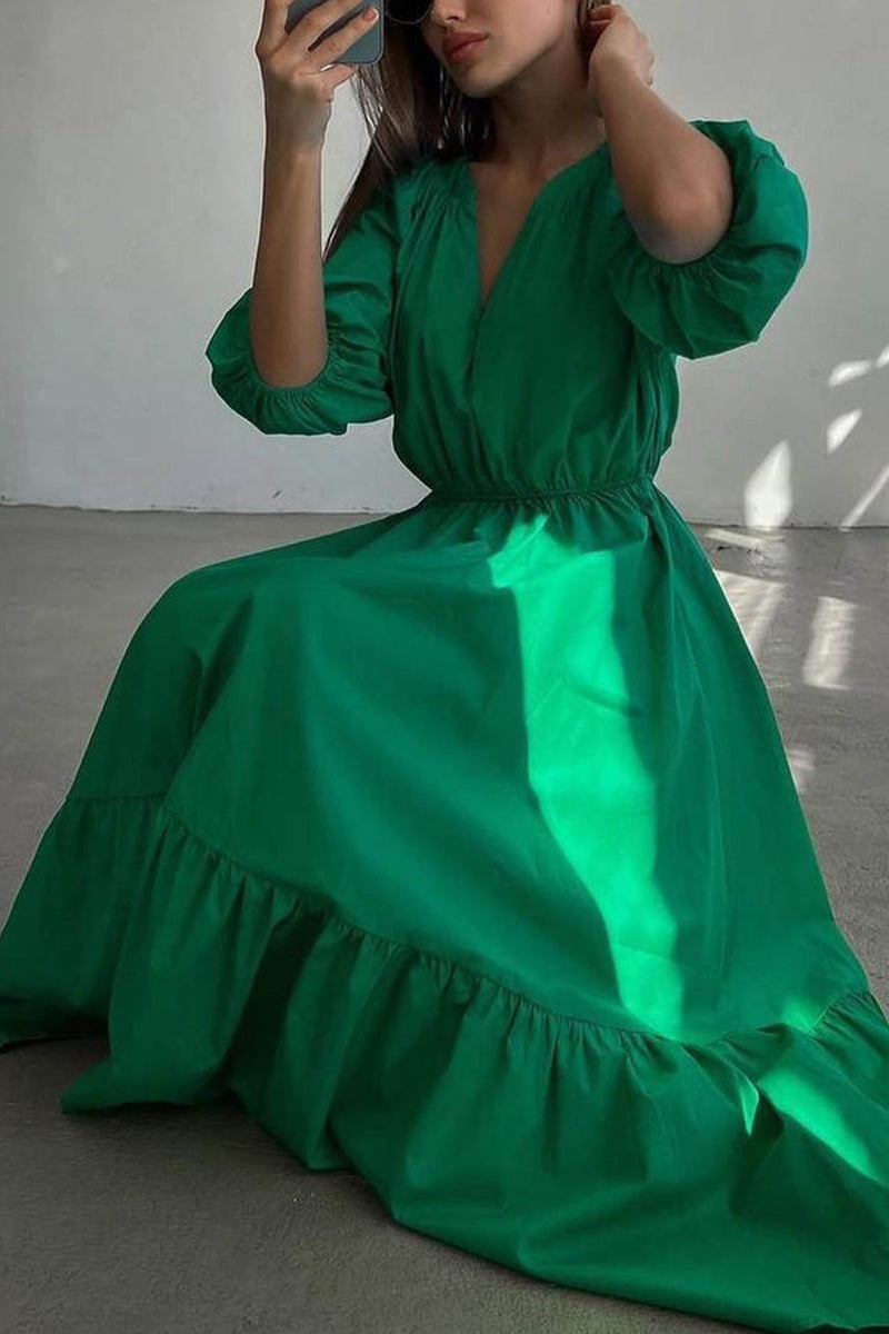 Beautifully Crafted Dress in a Classic Style