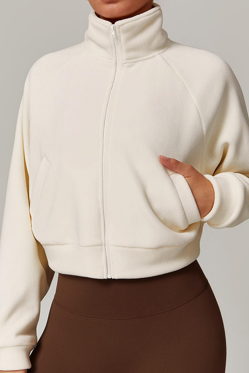 Well Tailored Jacket with a Graceful Silhouette