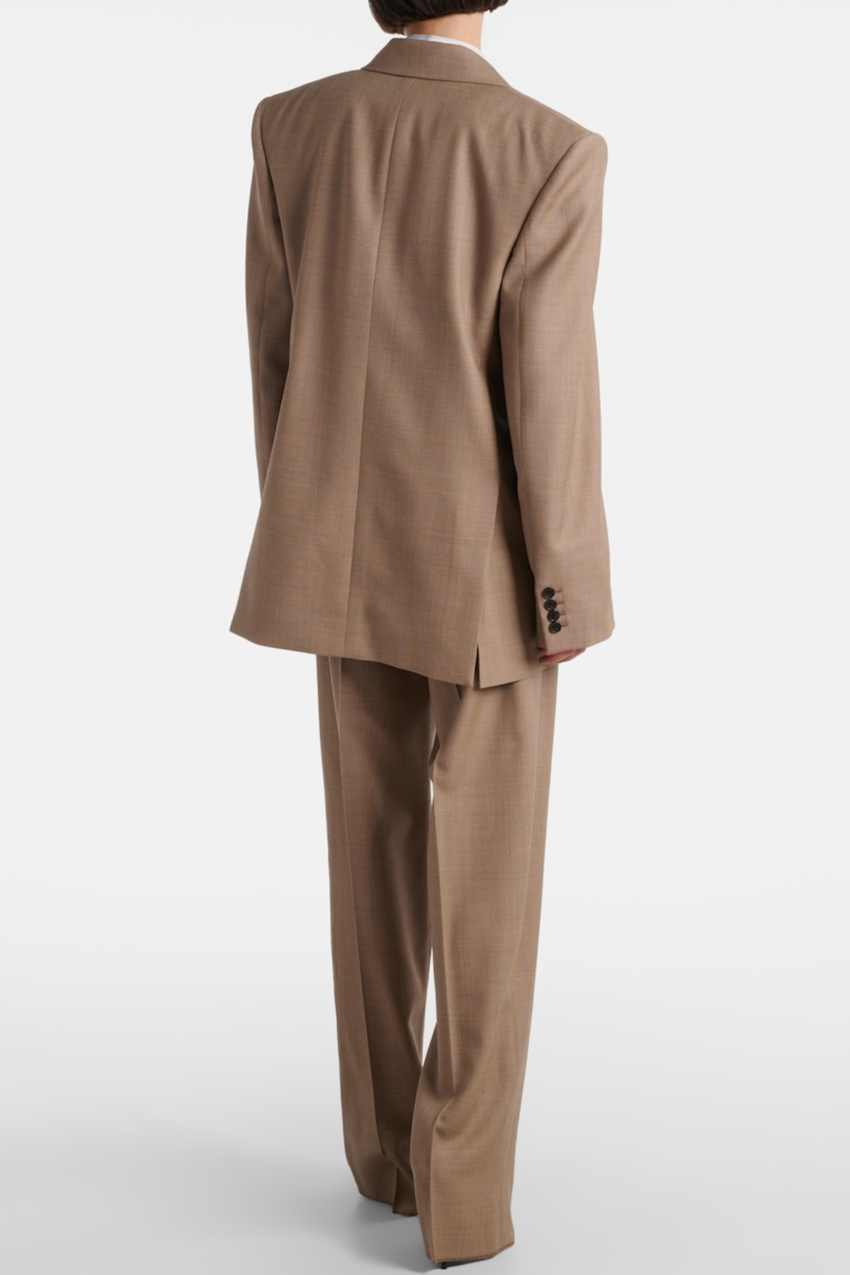 Effortlessly Elegant Garment with a Timeless Design