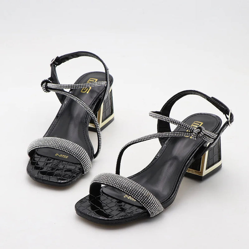Classic Vintage Sandals with a Flattering Fit