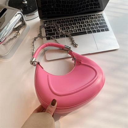 Elegantly Styled Bag for Everyday Wear