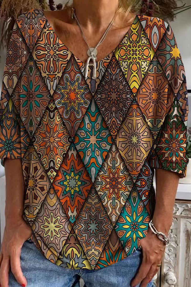 Well Tailored T-Shirt with a Graceful Silhouette