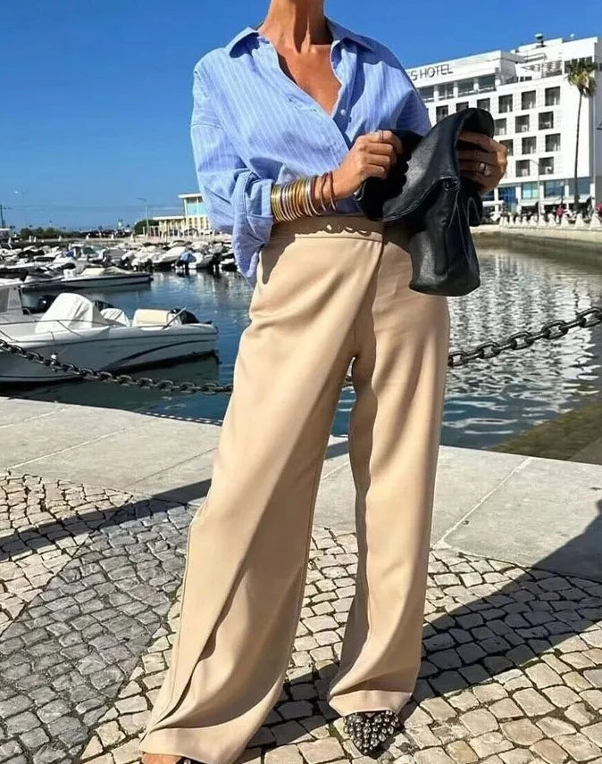 Classic Vintage Pants with a Flattering Fit