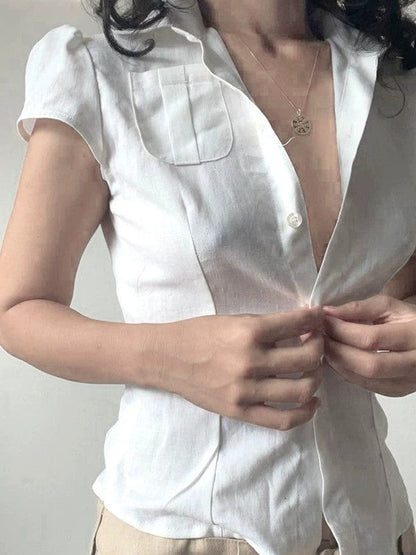Classic Vintage Blouse with a Flattering Fit