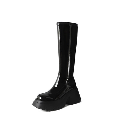 Polished Boots with an Effortless Classic Look