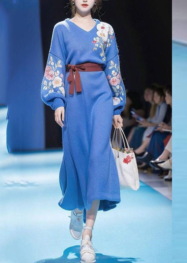 Well Tailored Sweater with a Graceful Silhouette