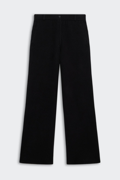 Classic Vintage Trousers with a Flattering Fit