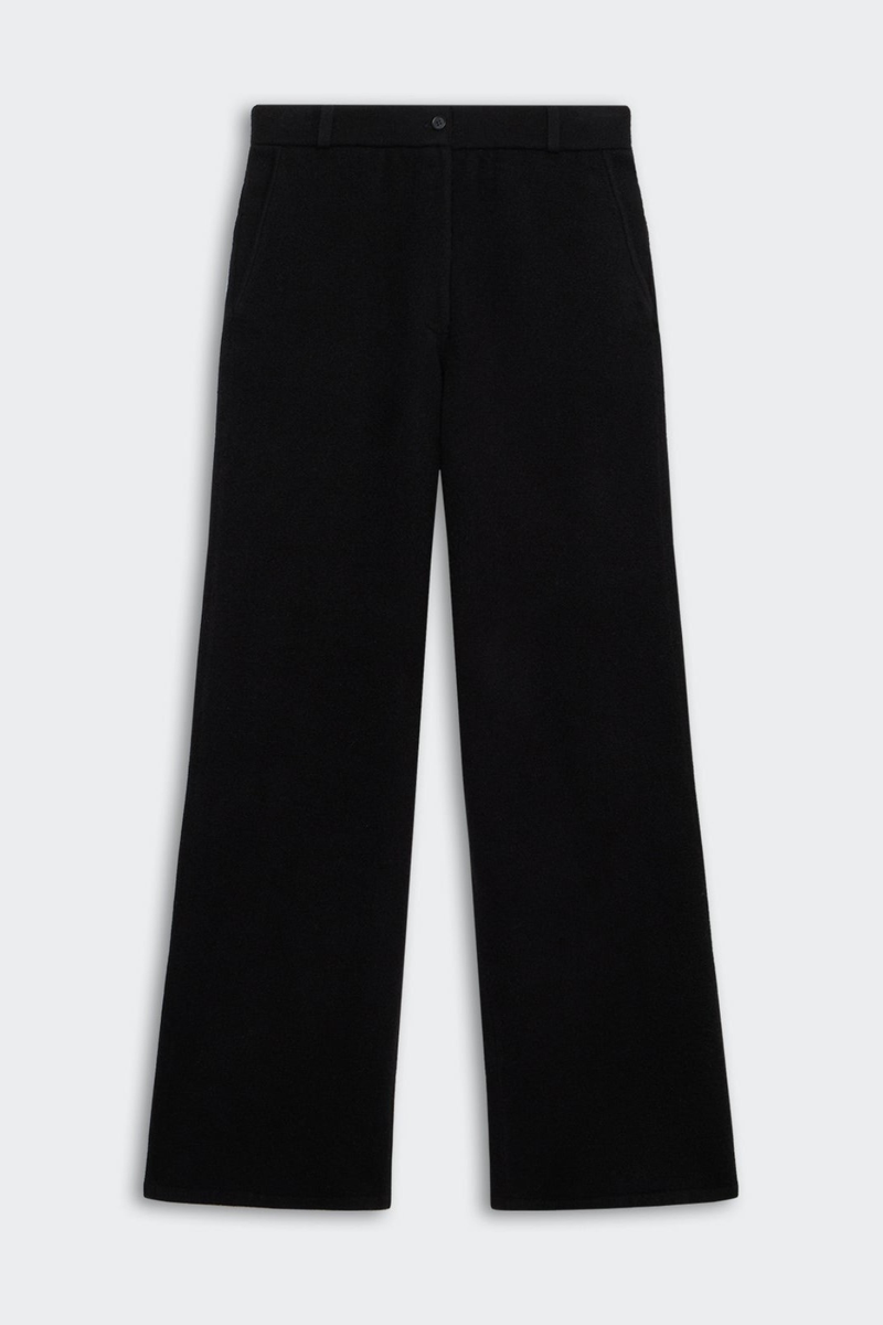 Classic Vintage Trousers with a Flattering Fit