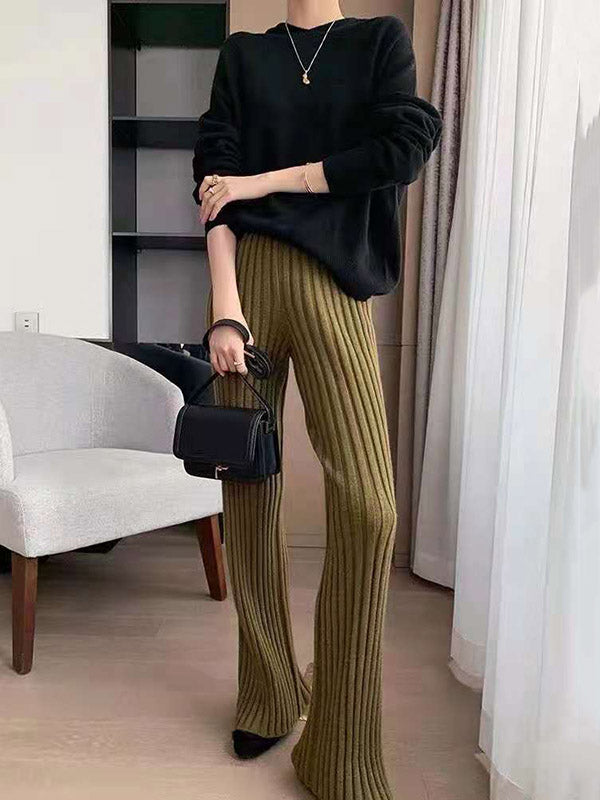A Vintage Style Pants with Delicate Timeless Details