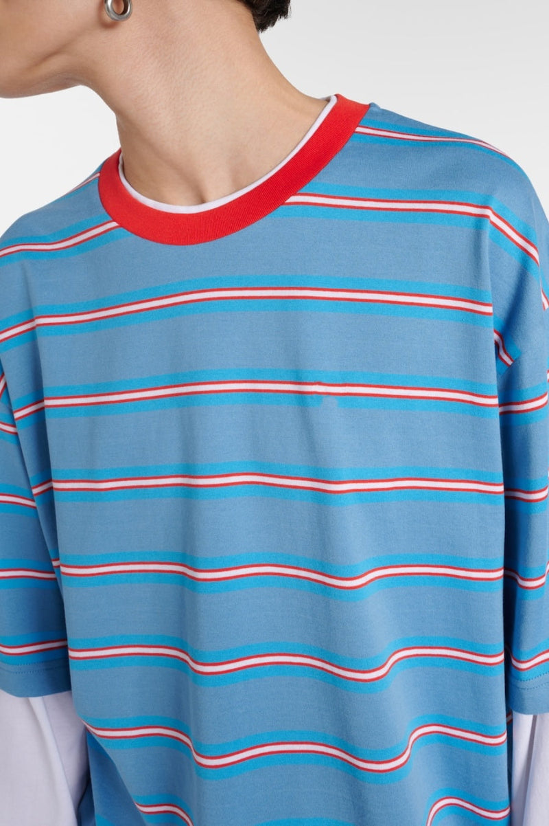 Effortlessly Elegant T-Shirt with a Timeless Design