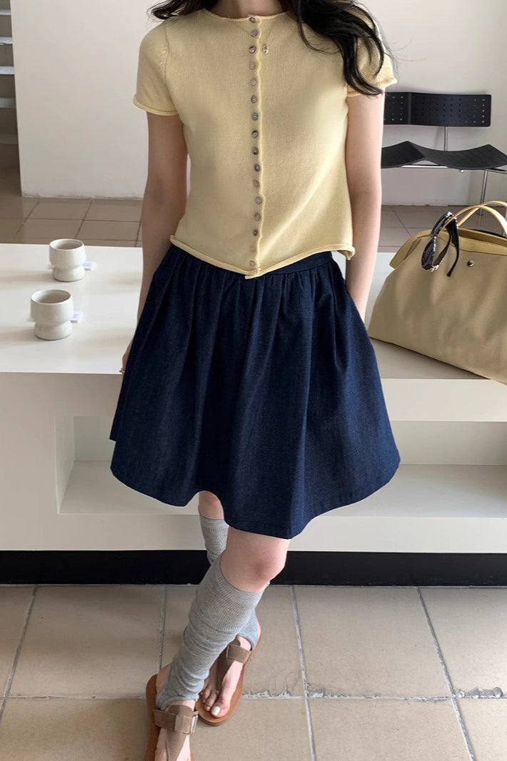 Sophisticated Garment with a Clean Classic Look