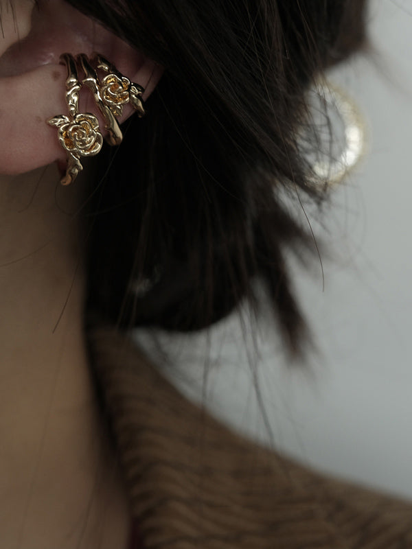 Gracefully Styled Garment for Any Occasion
