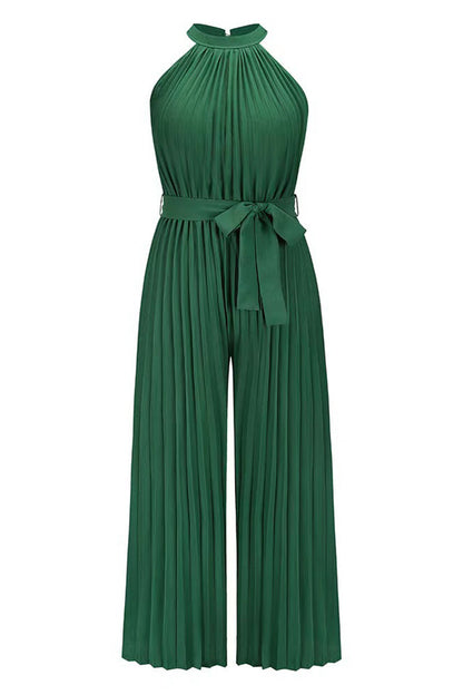 Sophisticated Garment with a Clean Classic Look