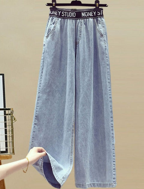 Well Tailored Garment with a Graceful Silhouette