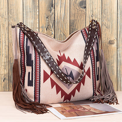 Effortlessly Elegant Bag with a Timeless Design