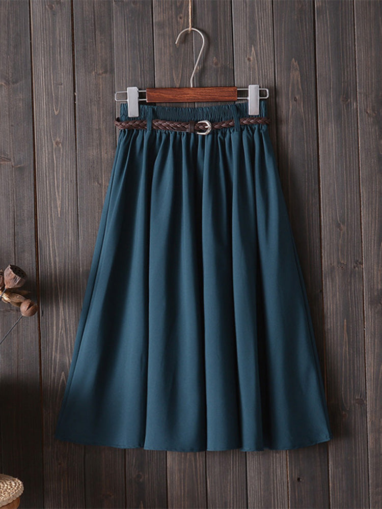 Sophisticated Garment with a Clean Classic Look