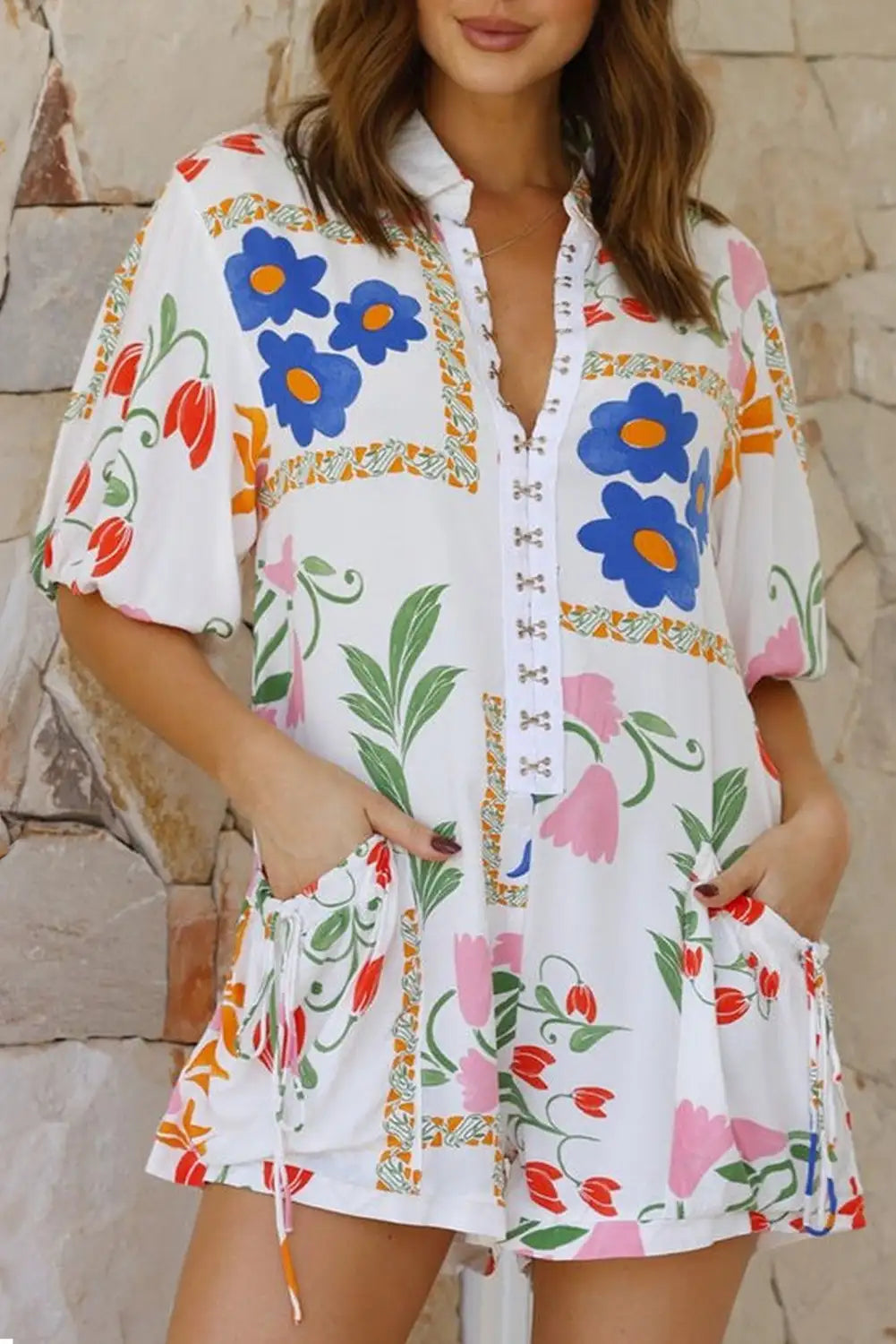 Effortlessly Elegant Garment with a Timeless Design
