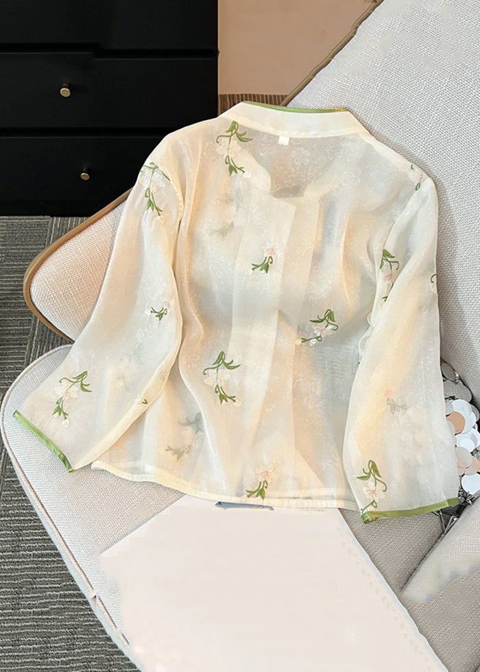 Well Tailored Shirt with a Graceful Silhouette