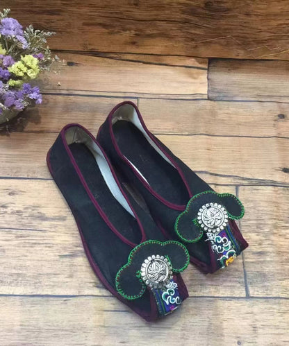 Beautifully Finished Shoes in a Timeless Design