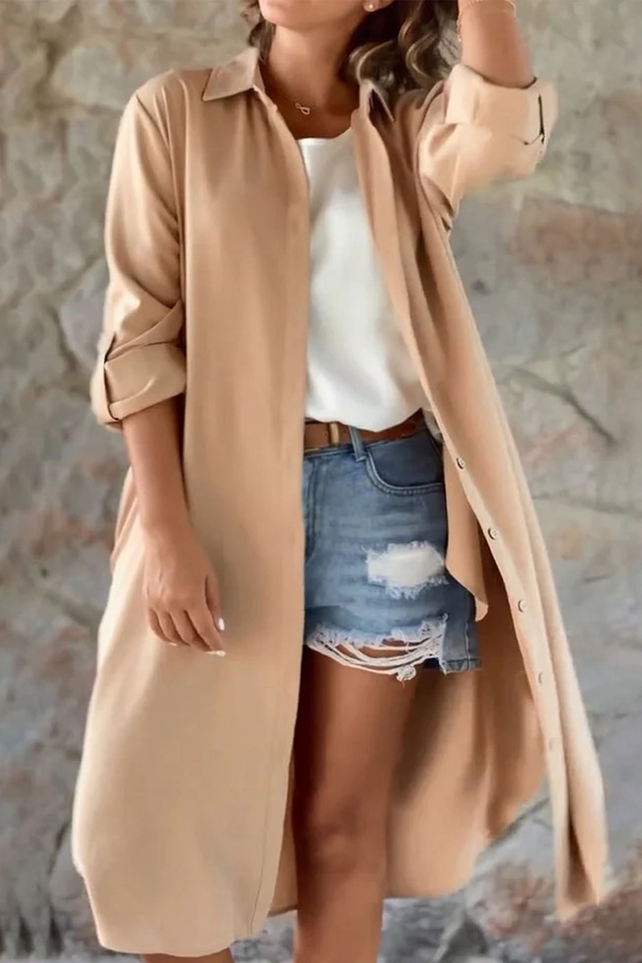 Beautifully Finished Coat in a Timeless Design