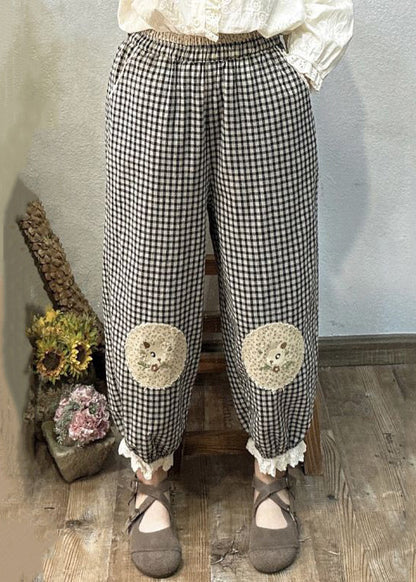 Elegantly Styled Pants for Everyday Wear