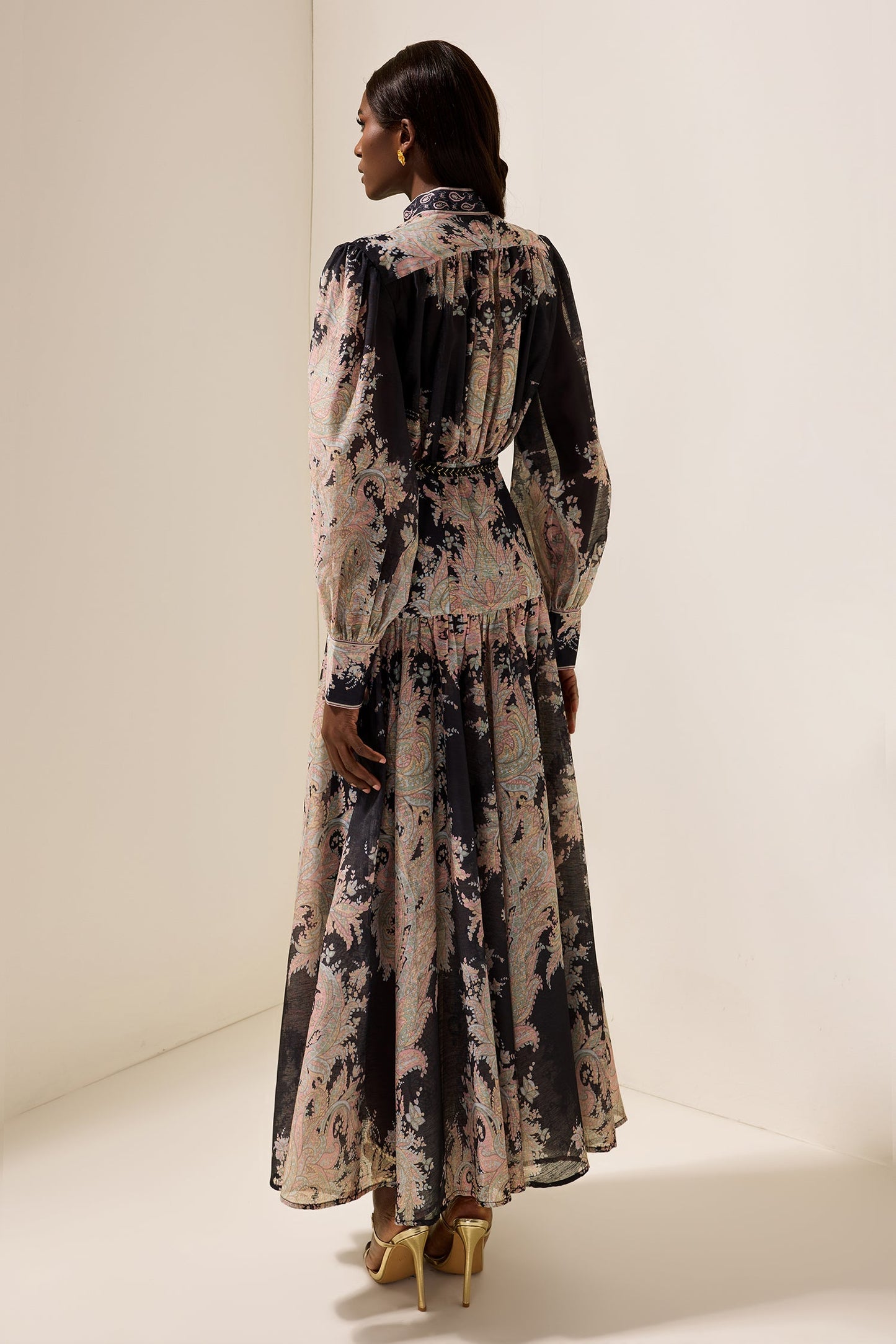 Classic Vintage & Enduringly Stylish Dress