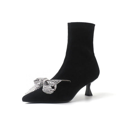 Beautifully Finished Boots in a Timeless Design