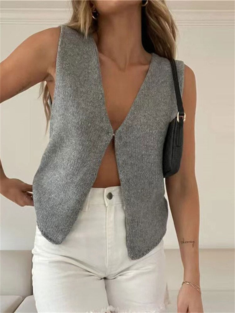 Classic Vintage & Enduringly Stylish Cardigan