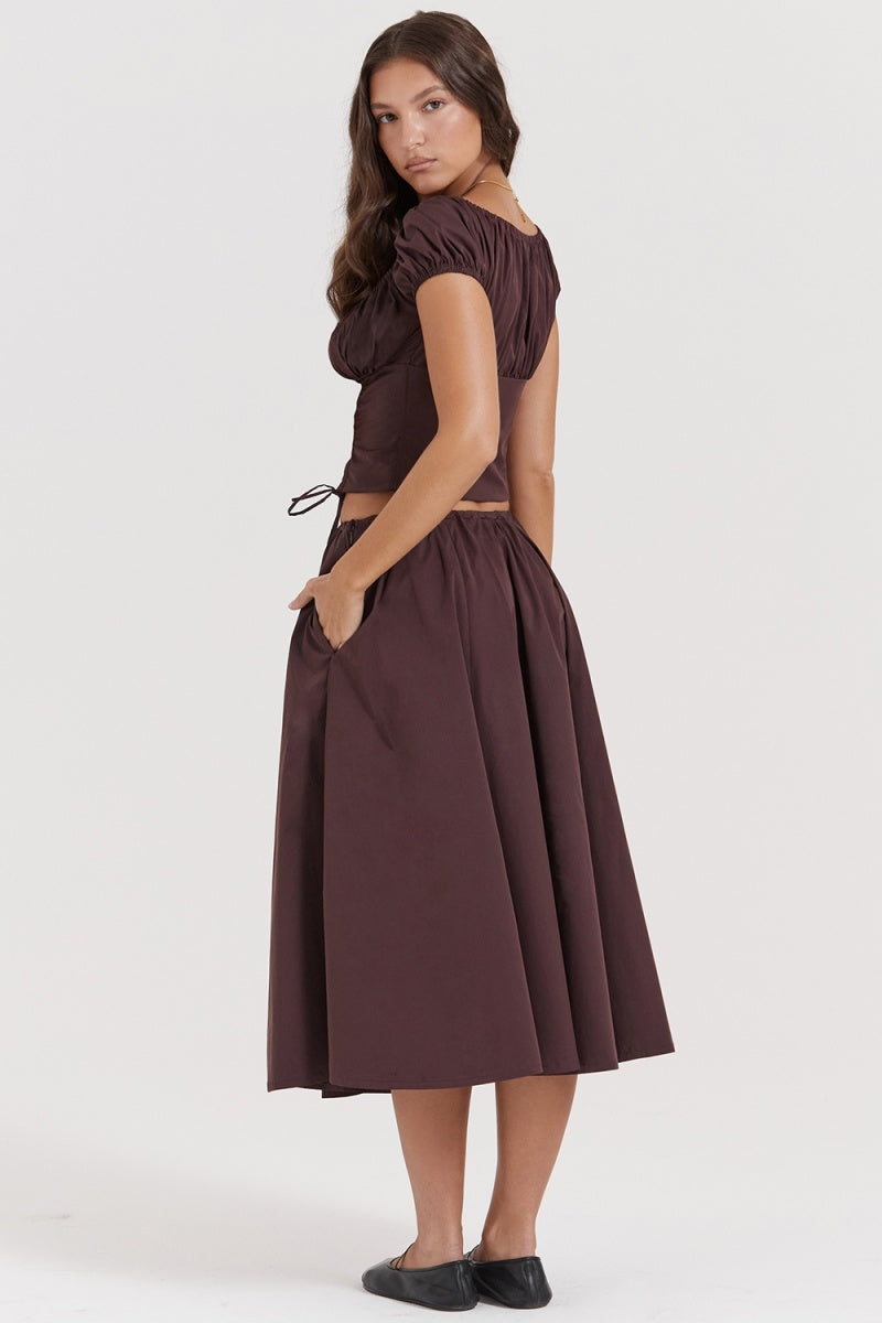 Effortlessly Elegant Garment with a Timeless Design