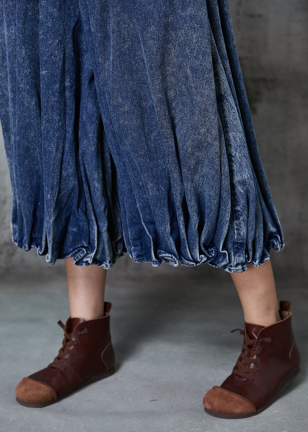 Classic Vintage Pants with a Flattering Fit