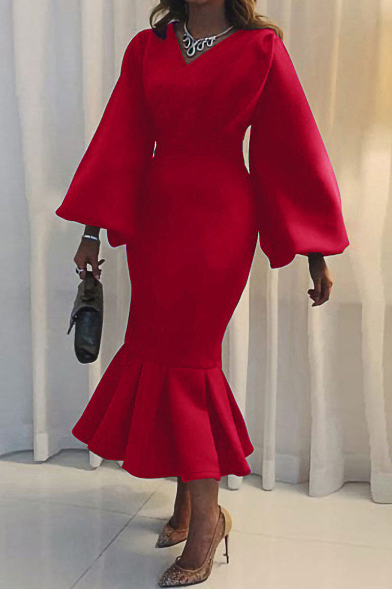 Classic Vintage Dress with a Flattering Fit