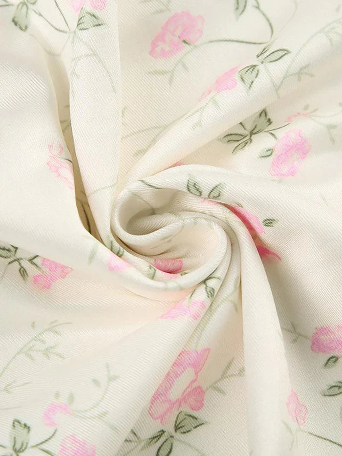 Effortlessly Elegant Top with a Timeless Design
